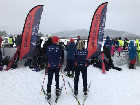 Første er bilde over Skilaget klar til innskyting før Sprint-øvelsen